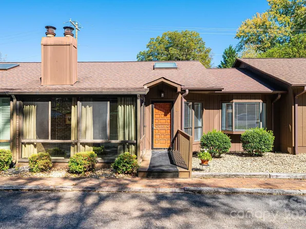 850 8th St NE APT B, Hickory, NC 28601