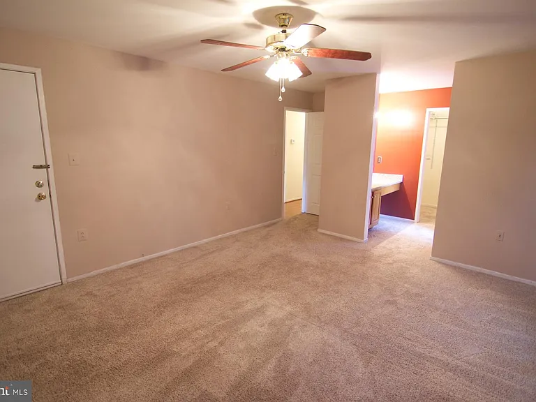 7718B Lexton Pl #102 — Photo 22
