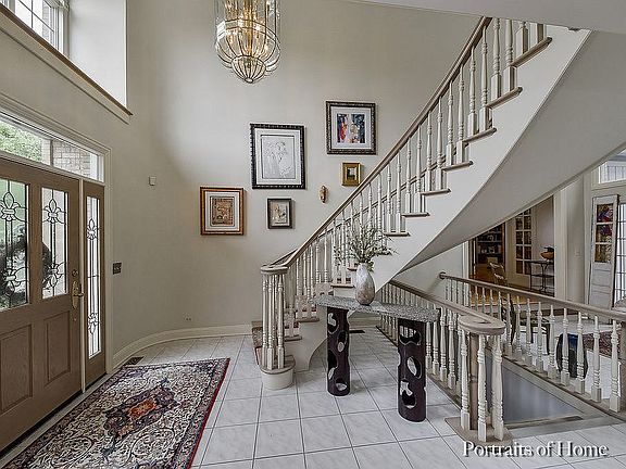 Gorgeous suspended staircase