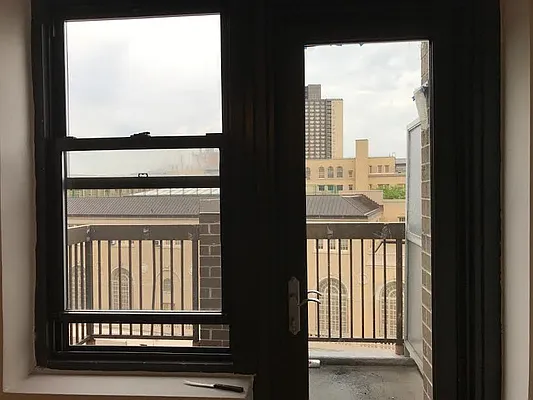 Rented by Bruma Realty LLC | media 21