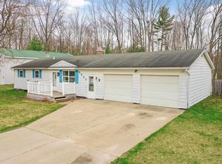 6646 W Goose Lake Rd, Lake City, MI 49651