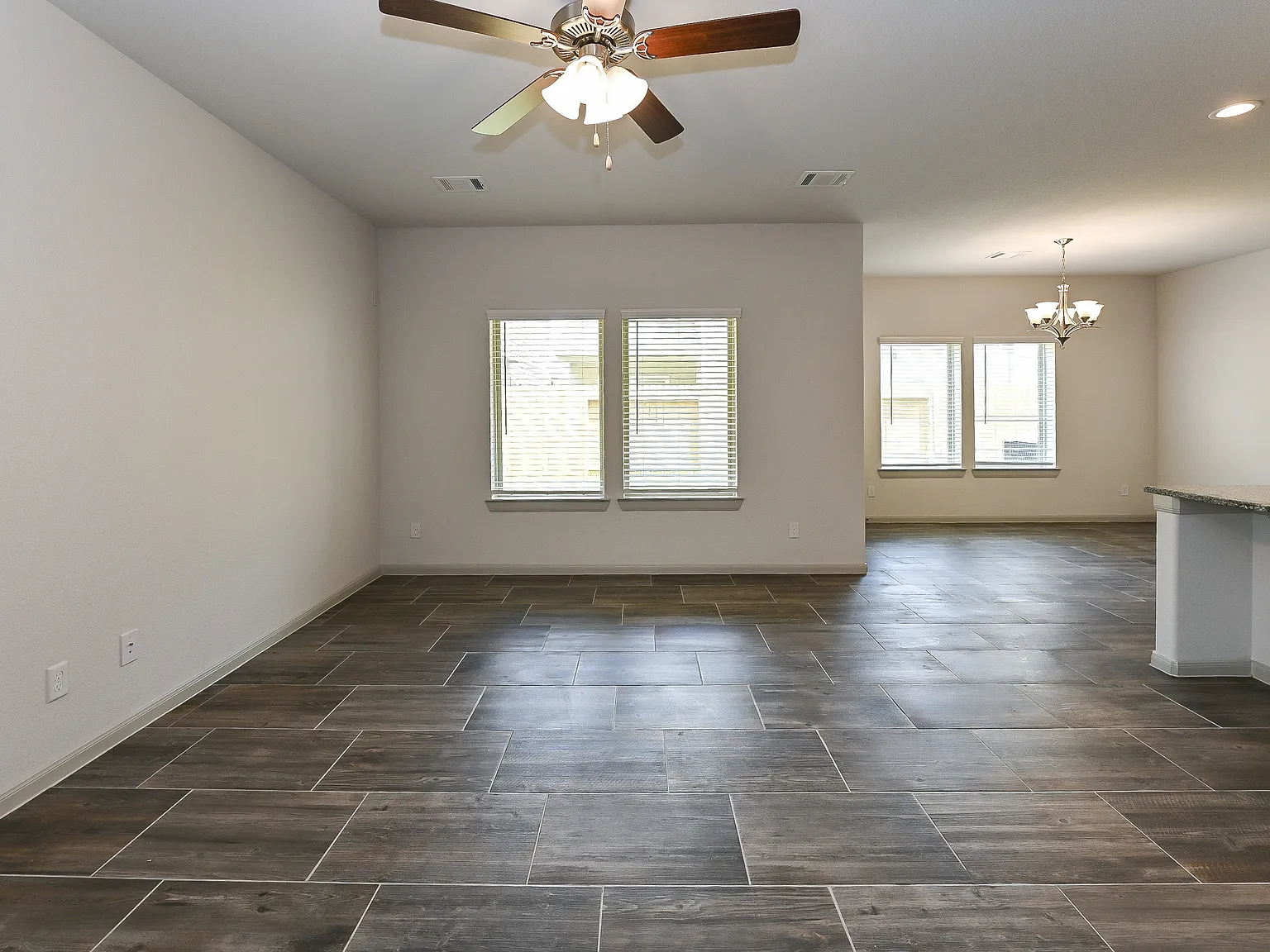7970 Tuscan Cypress Dr, Cypress, TX — Photo 2