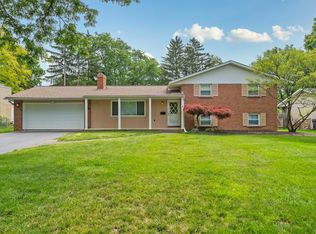 2834 Halstead Rd, Columbus, OH 43221