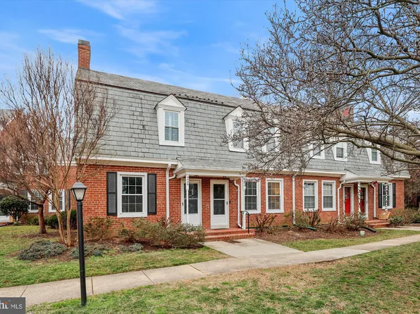 4446 36th St S, Arlington, VA 22206
