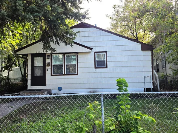 2806 Emerson Ave N, Minneapolis, MN 55411