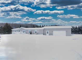 2949 Fall Park Rd, Boyne City, MI 49712