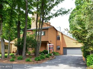 11030 Solaridge Dr, Reston, VA 20191