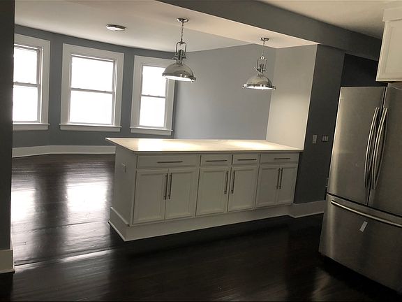 3rd image of 345 Ridgefield Ave #2