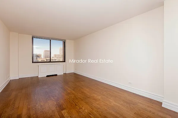 Rented by Mirador Real Estate | media 10