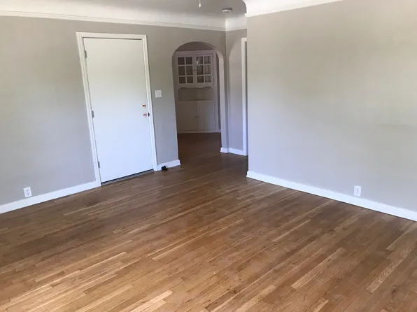 911 N Van Ness Ave, Fresno, CA 93728
