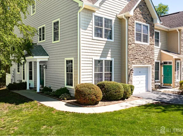 34 Amber Dr, Old Bridge, NJ 08857