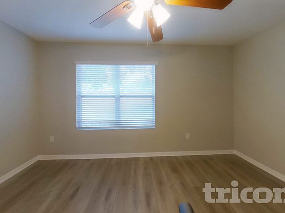 3rd image of 5994 Churchill Square Way
