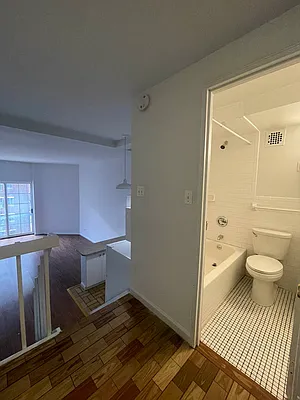 Rented by Voro NYC | media 33