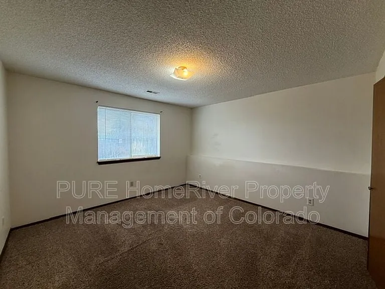 1122 Yuma St #B — Photo 9
