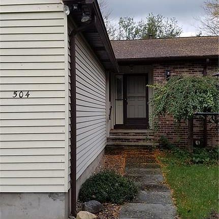 3rd image of 504 Kimry Moor