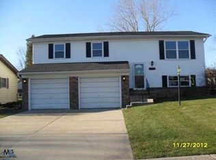 27266 Telstar Rd, New Baltimore, MI