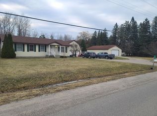 1040 Wayne Rd, Alpena, MI 49707
