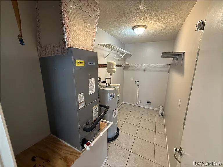 300 Wilda Ave — Photo 15