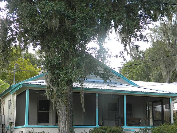5th image of 2005 Oak St