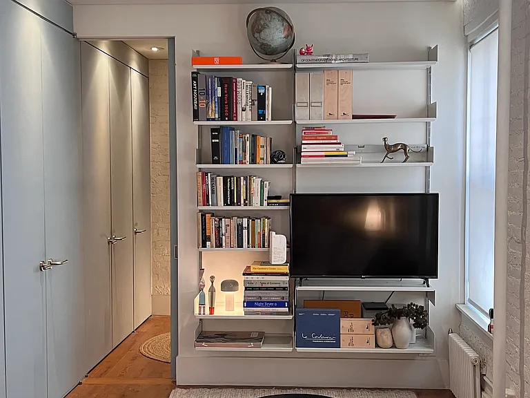 316 Mott St #1C — Photo 7
