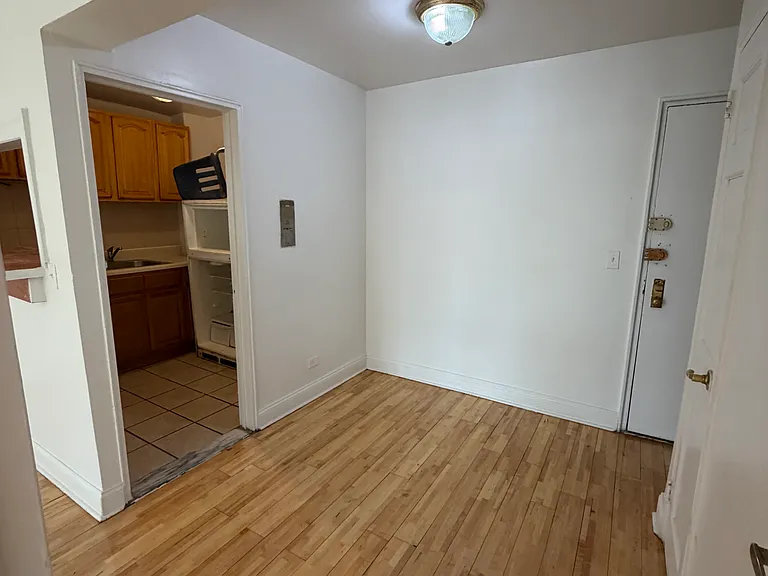 2112 Starling Ave #K1 — Photo 2