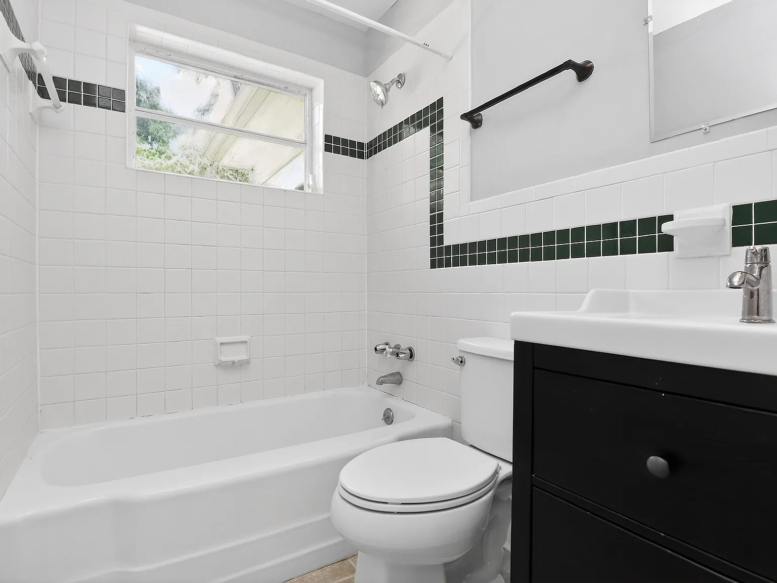 2309 Lanier Avenue, Charlotte NC 28205 — Photo 3