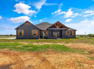 6020 Raspberry Ln, Joshua, TX 76058