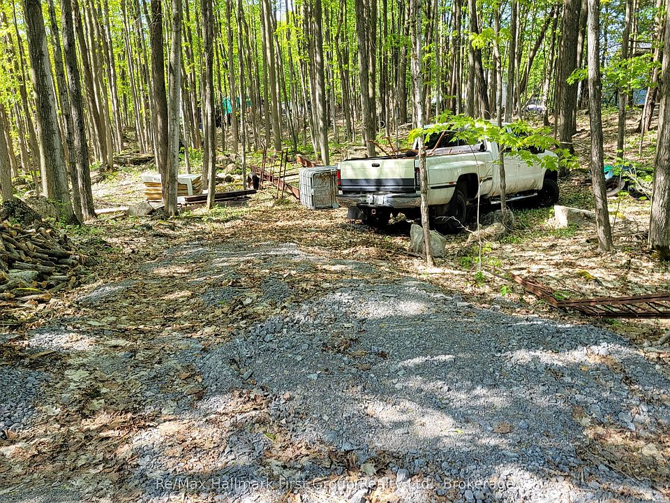 2nd image of 0 Luffman Rd