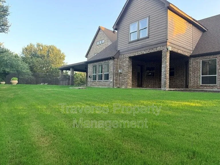 129 Acorn Ln — Photo 40