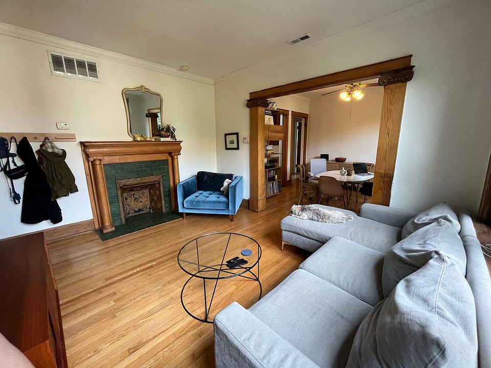 1st image of 2543 N Francisco Ave APT 2R