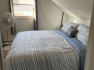 (Undisclosed Address), Lindenhurst, NY 11757