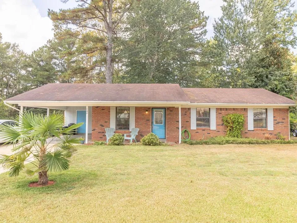 140 Cedarcrest Dr