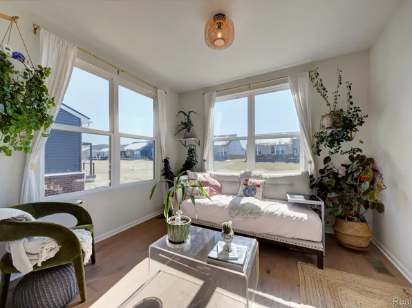 50233 Thatcher St, Canton, MI 48188