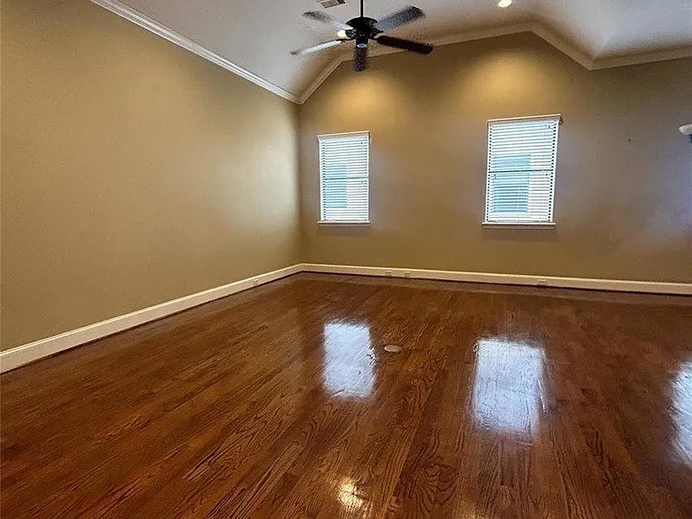 6353 Richmond Ave #118 — Photo 9