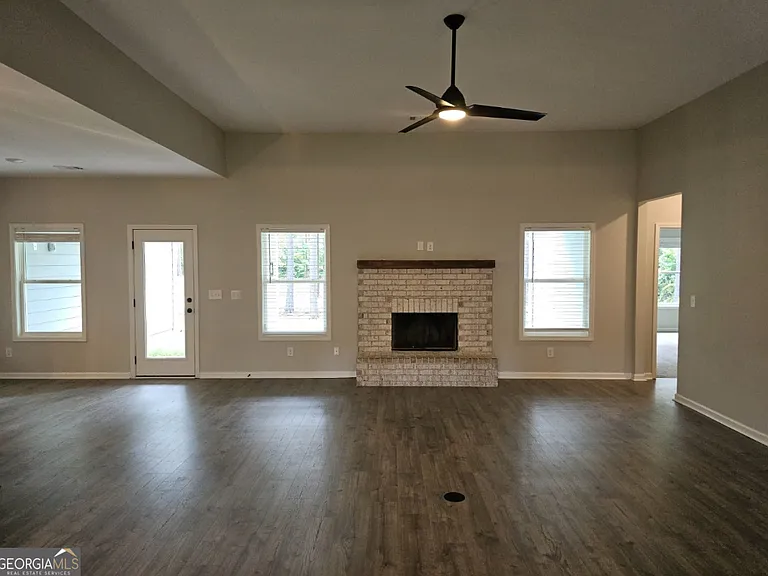 345 Rising Star Rd — Photo 5