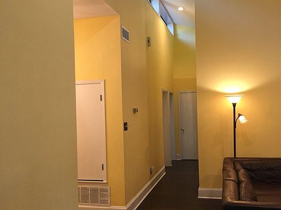 5th image of 115 Forest Creek Dr