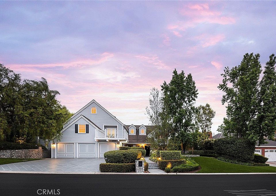 1st image of 24992 Buckskin Dr
