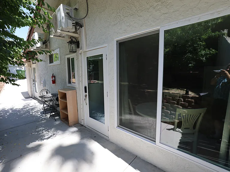10463 Wystone Ave — Photo 31