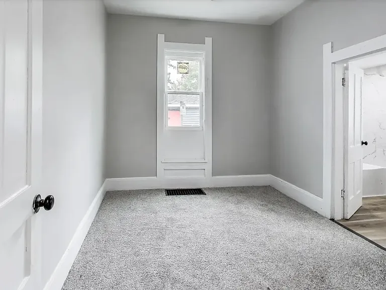 350 Johnson Ave #1 — Photo 12