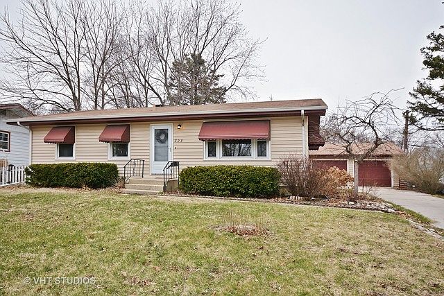 1st image of 323 Farview Dr