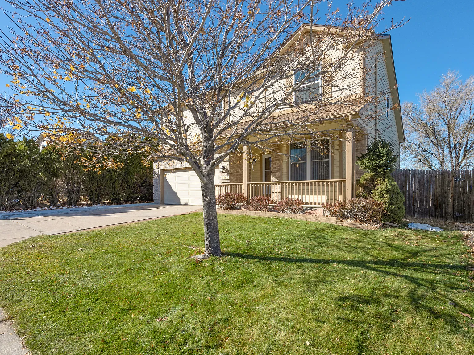 4 bed, 3.5 bath, 2232 sqft, $2,350 — Photo 2