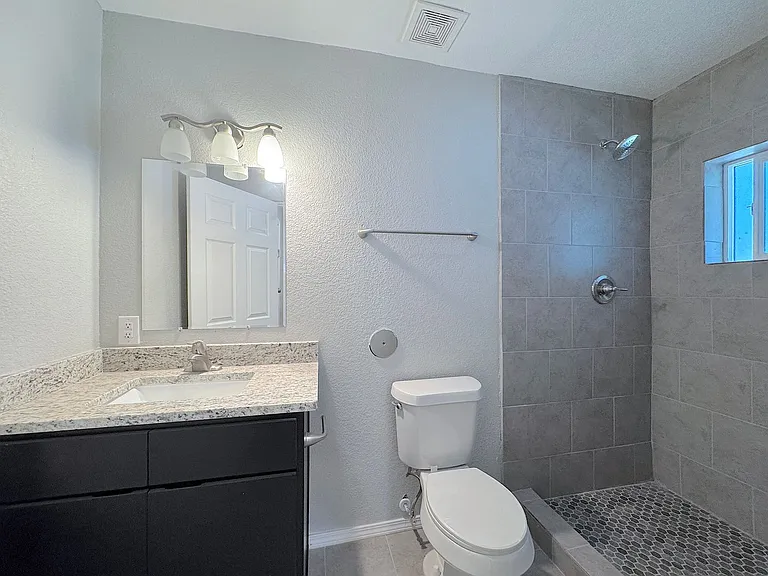 231 Francis St — Photo 31