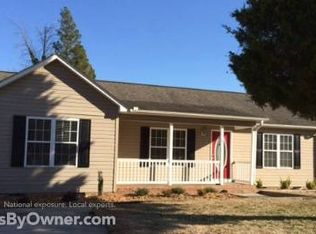 7 Abbey Ct, Thomasville, NC 27360