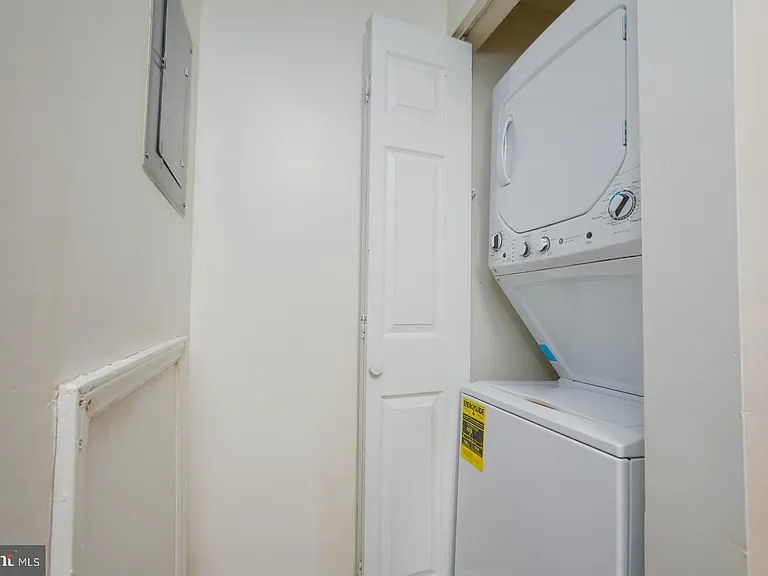 5800 Inman Park Cir #360 — Photo 25
