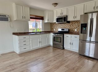 13227 Vanowen St #102, North Hollywood, CA 91605
