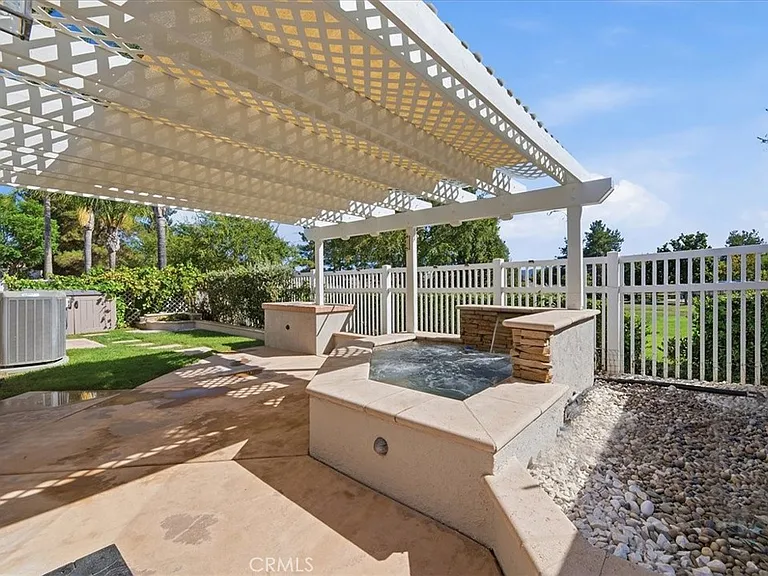 43065 Avola Ct — Photo 23