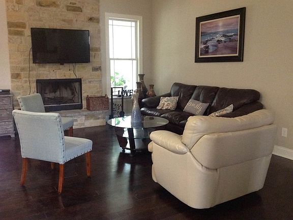3rd image of 580 Pine Hill Dr SW