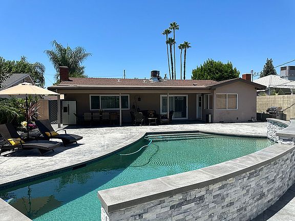 2nd image of 8546 Shirley Ave