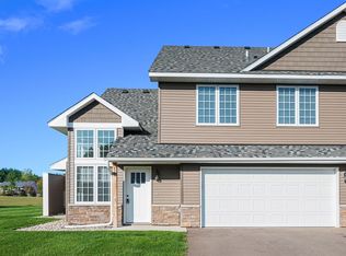 527 Meadow Ln, Somerset, WI 54025