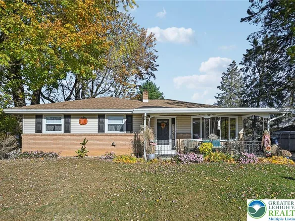 1459 Leicester Pl S, Allentown, PA 18104